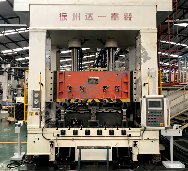 内飾件成形液壓機
